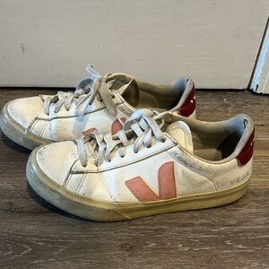 Women’s Veja shoes